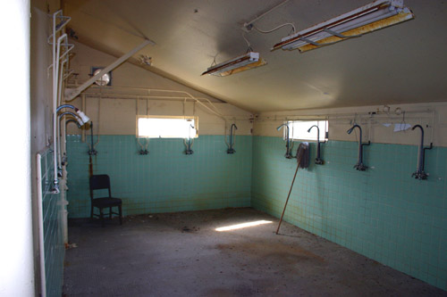 Complex 9/10 blockhouse washroom